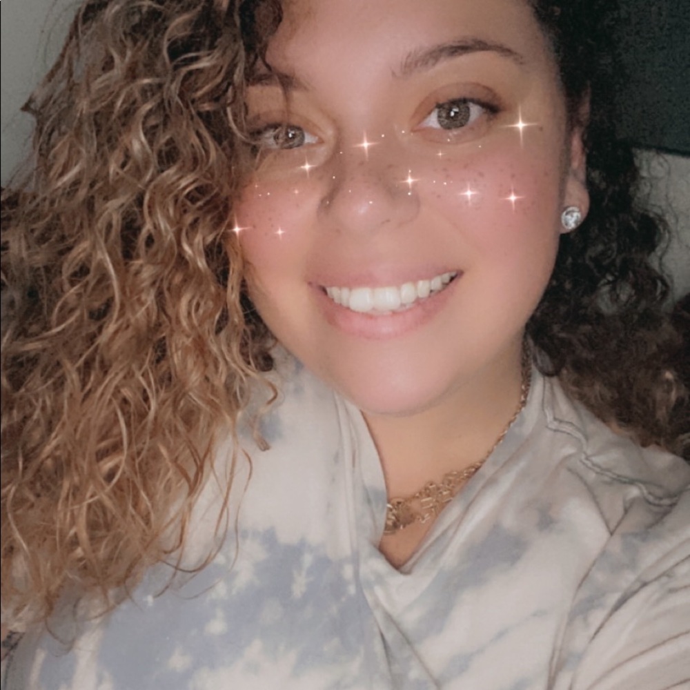 Meet your Posher, Natalie